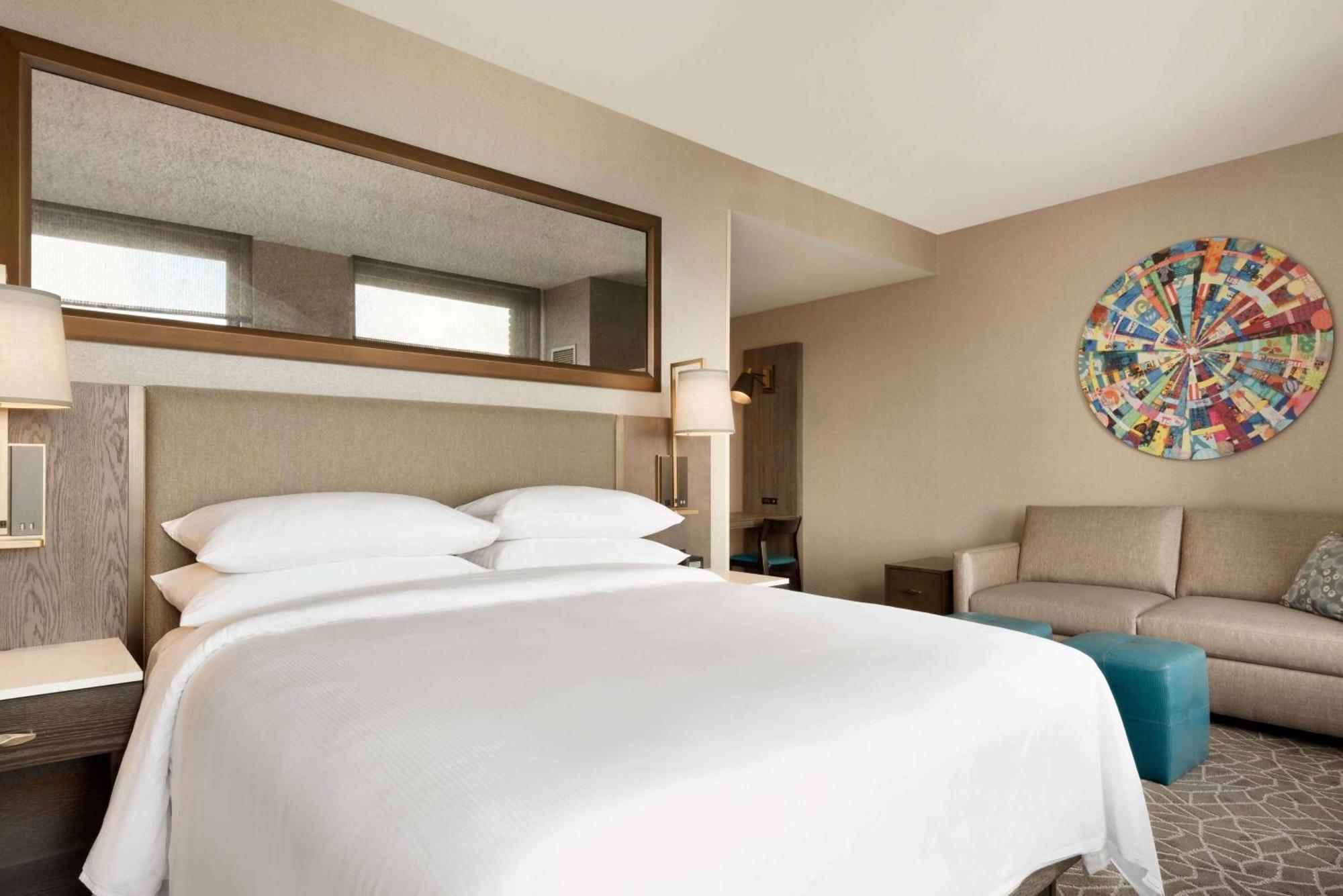 Embassy Suites By Hilton Minneapolis Downtown Hotel מראה חיצוני תמונה