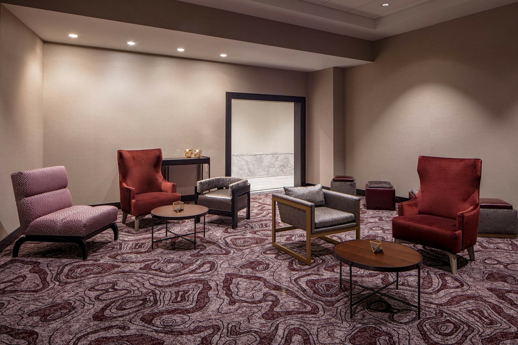 Embassy Suites By Hilton Minneapolis Downtown Hotel מראה חיצוני תמונה
